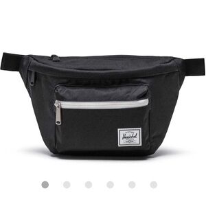 NWT HERSCHEL Classics POP QUIZ HIP PACK 3.5L Fanny pack black/white stitch